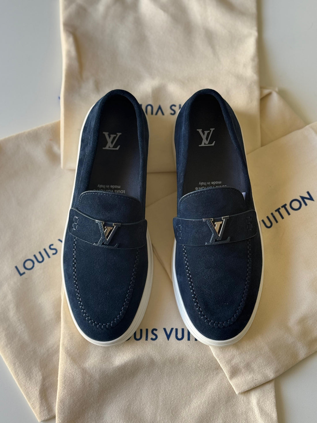 LV MANS SHOES